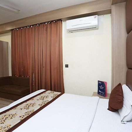 Capital O 5663 Gs Inn Chinhat Luaran gambar