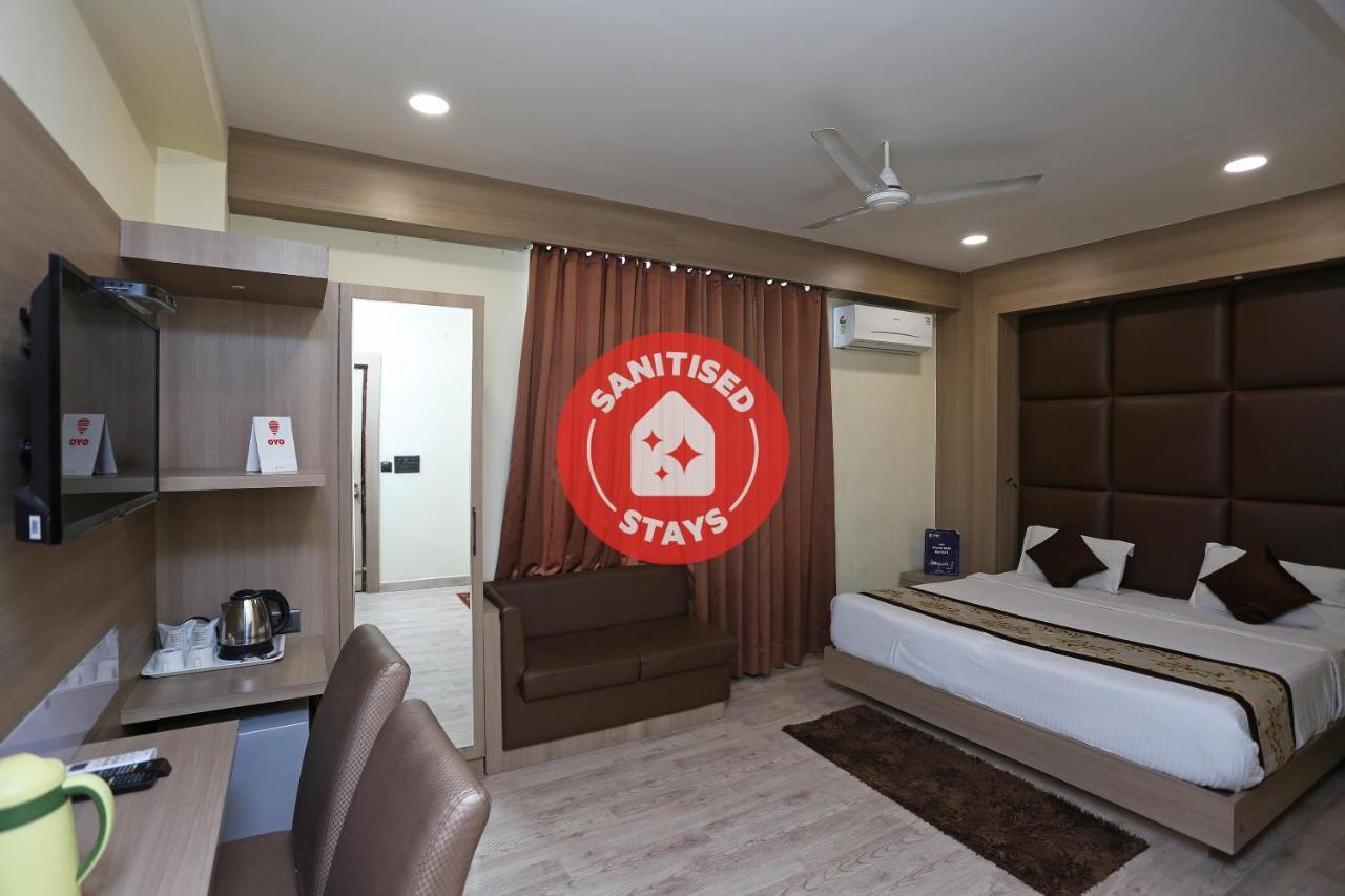 Capital O 5663 Gs Inn Chinhat Luaran gambar