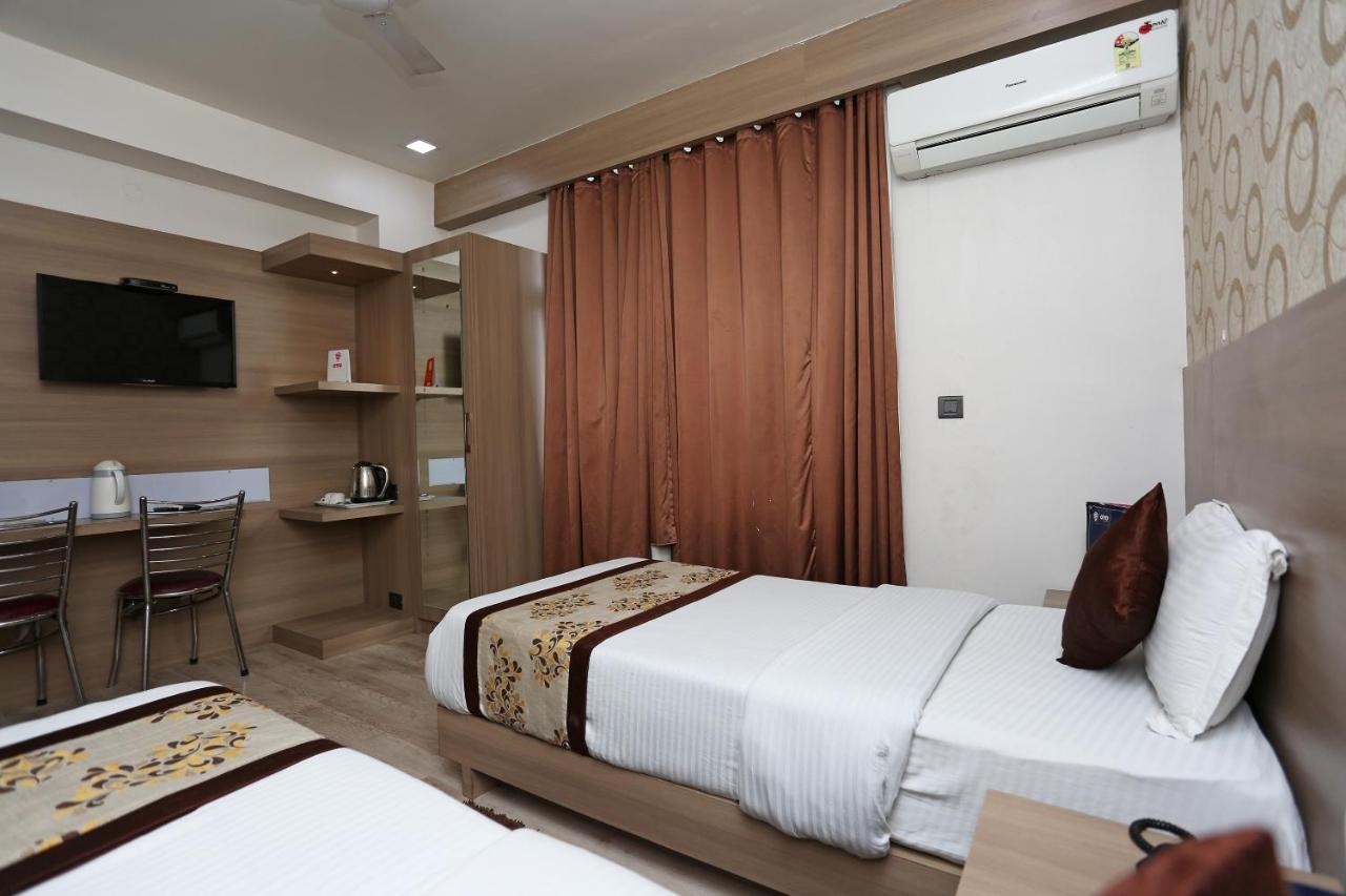 Capital O 5663 Gs Inn Chinhat Luaran gambar